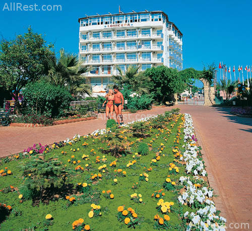 Club Lonicera Hotel 4